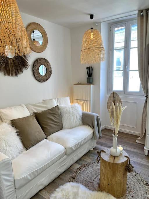 Studio 2 Neuf A 100M Des Plages Et De La Gare Saint-Raphaël エクステリア 写真