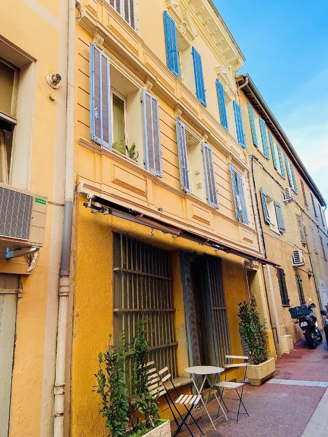 Studio 2 Neuf A 100M Des Plages Et De La Gare Saint-Raphaël エクステリア 写真